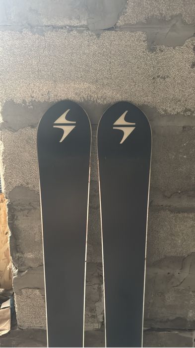 Лыжи горные фирма Blizzard