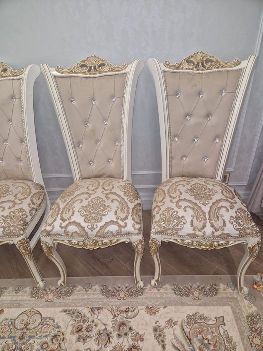 Продам стулья для стола