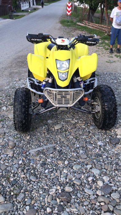 Suzuki lt-z 400.
