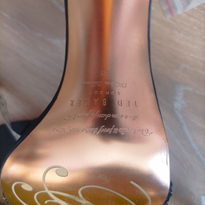 Ted Baker N41 нови сандали