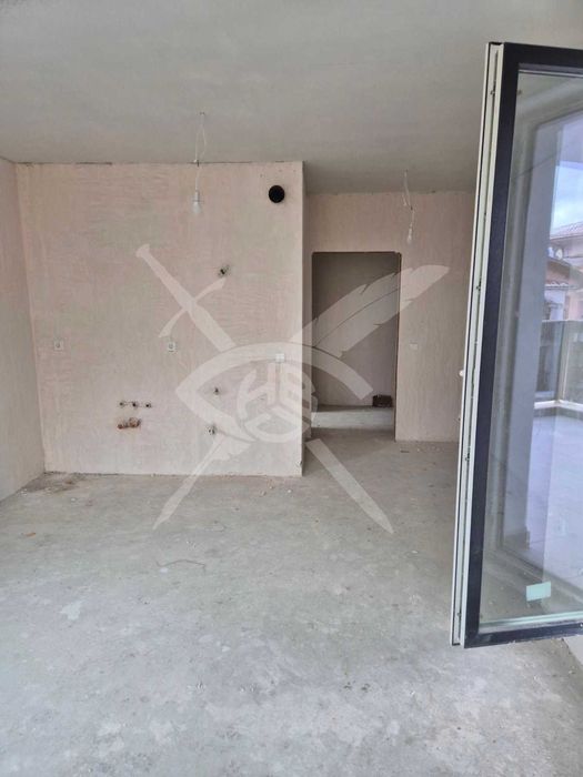 Продава се Тристаен апартамент в Приморско - 95 кв.м за 698 €/кв.м - Снимка #1