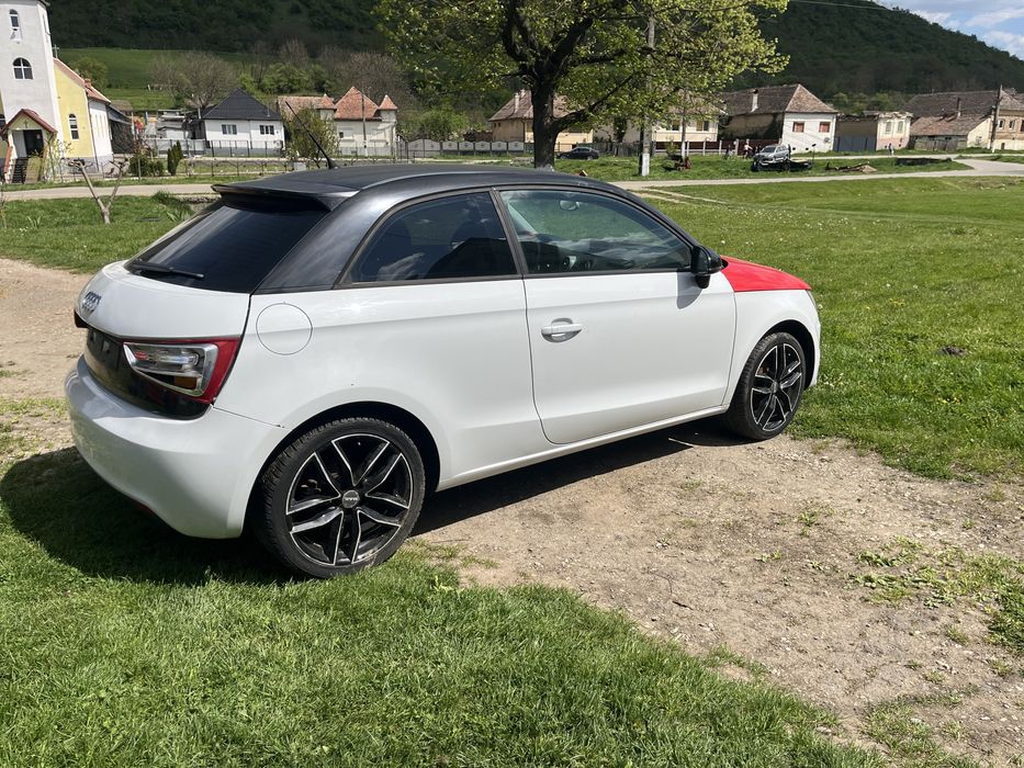Vand / Dezmembrez Audi A 1  1.2 tsi