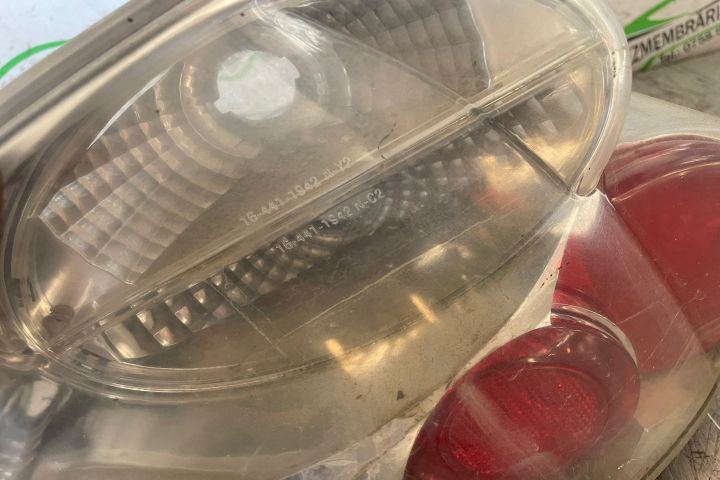 Lampa / Tripla stop dreapta pe aripa 08 441 1942R B Volkswagen VW Gol