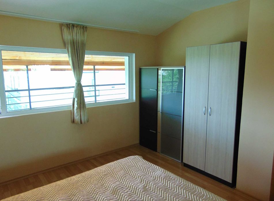 Дава се под наем Двустаен апартамент в Плевен, Сторгозия - 60 кв.м за 357 € - Снимка #1