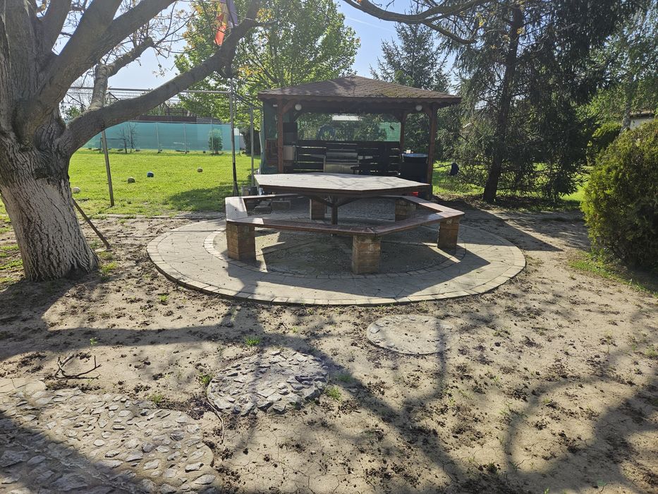 Inchiriez spatiu pentru petreceri copii în aer liber