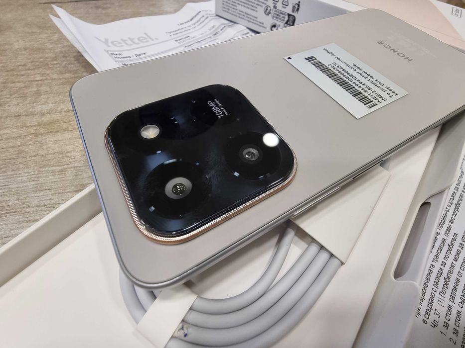 HONOR x7d 256gb Чисто нов!