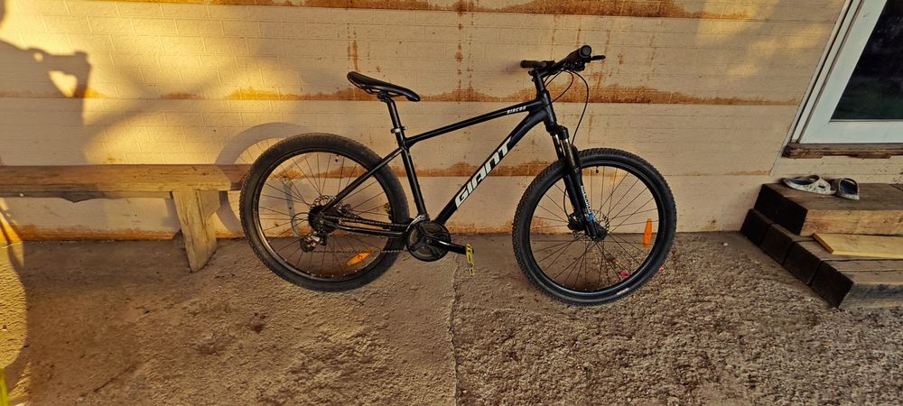 Продам велосипед GIANT rincon
