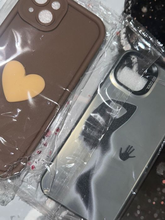 Чехлы айфон 15 plus