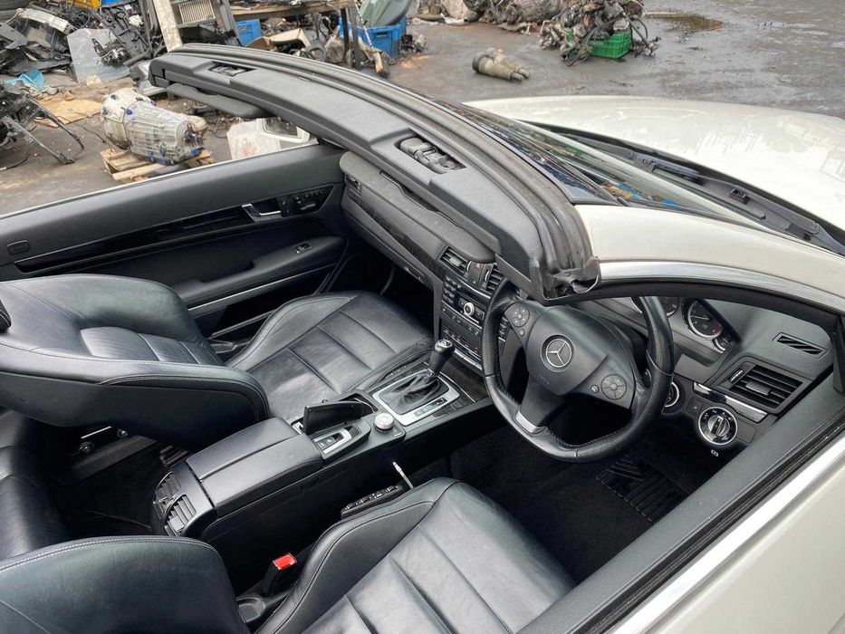 Dezmembrez mercedes e class w207 cabrio AMG/decapotare/far/bara/capota