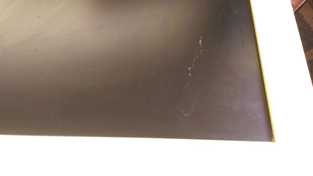 Продавам монитор Medion 17"