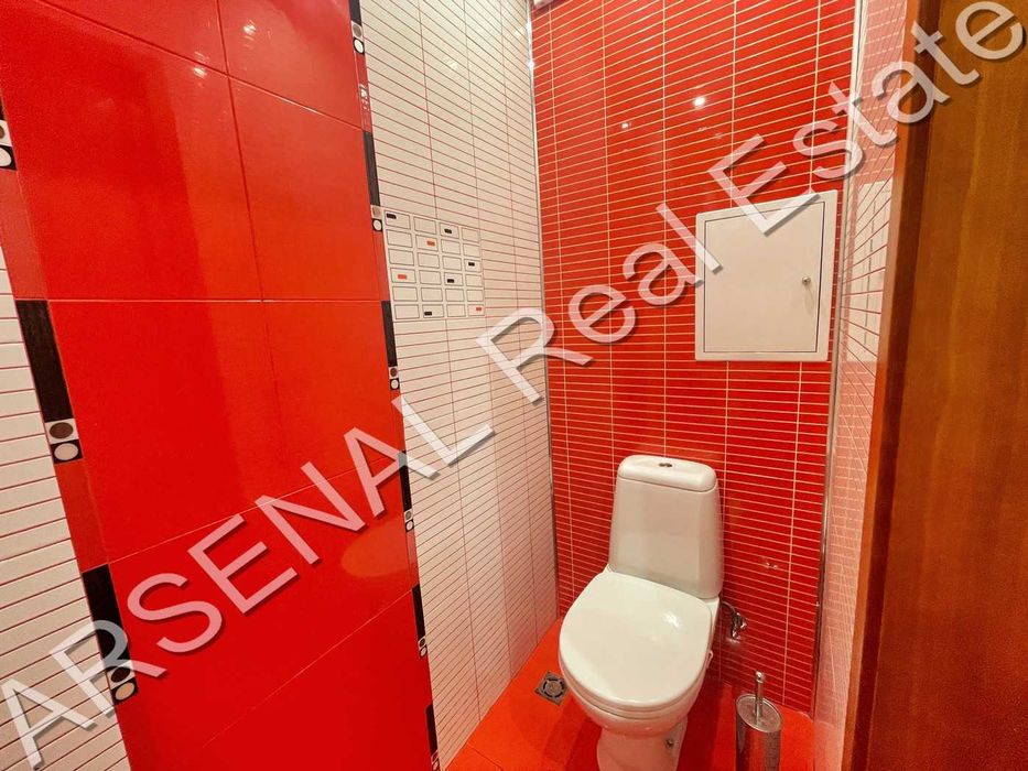 Дава се под наем Офис в София, Център - 122 кв.м за 997.05 € - Снимка #5