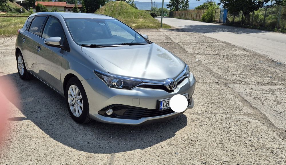 Toyota Auris D-4T