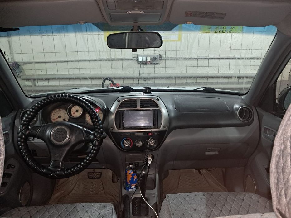 Продам Toyota RAV4