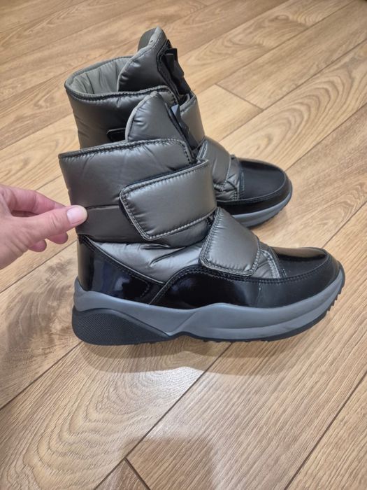 Продам сапоги « JOG DOG»