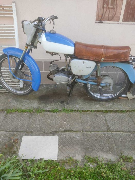 Продавам мотор Балкан 50