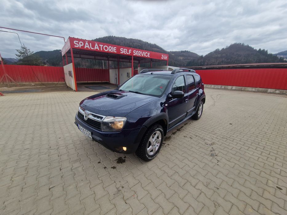 Vând Dacia duster 4x4
