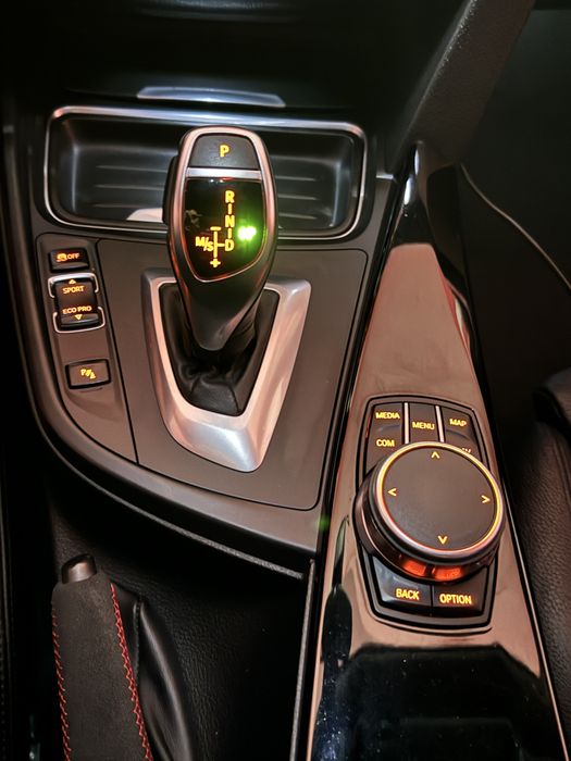 BMW 330d , f30 , M-pachet , distributie noua