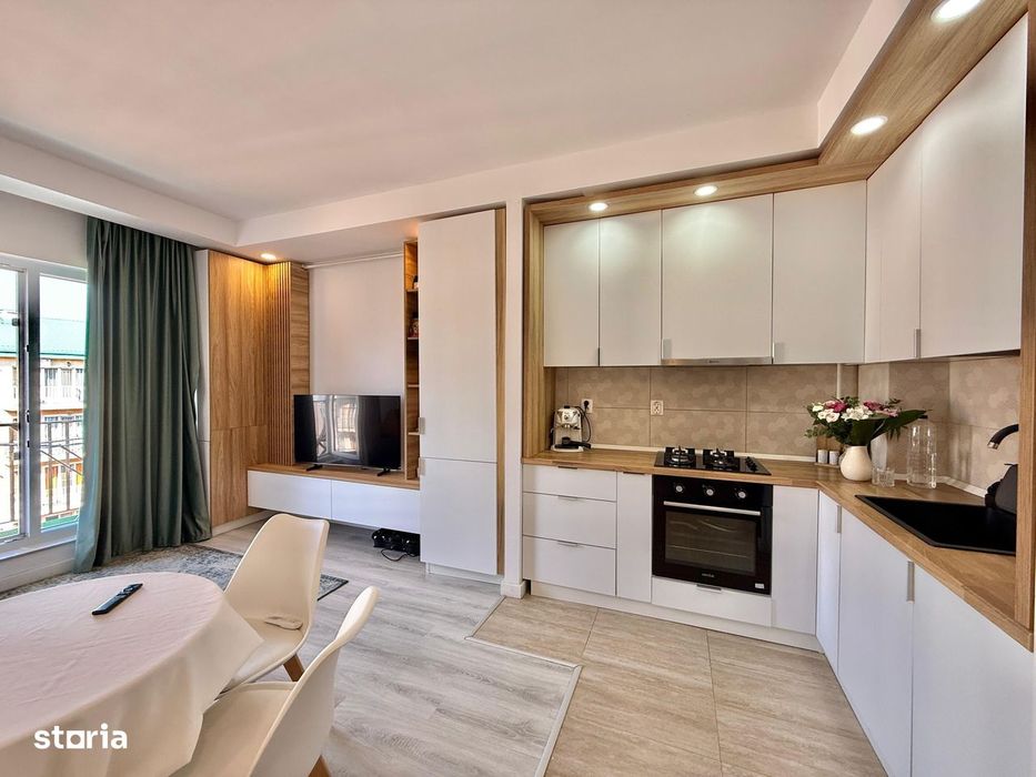 COSMOPOLIS - Apartament cu 2 camere tip studio, mobilat si utilat.