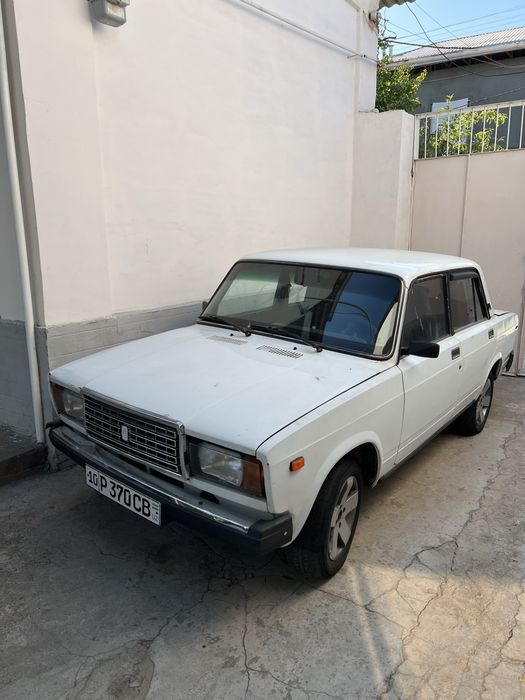 Vaz 2107 benzin  2002yil