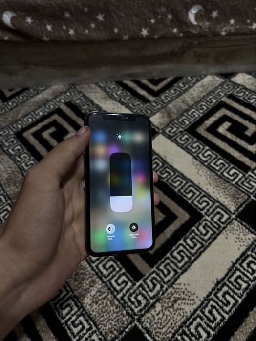 Iphone x 256 gb qora