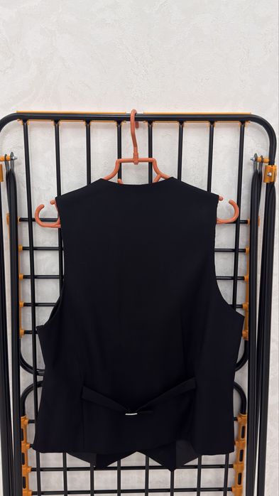 Костюм черный