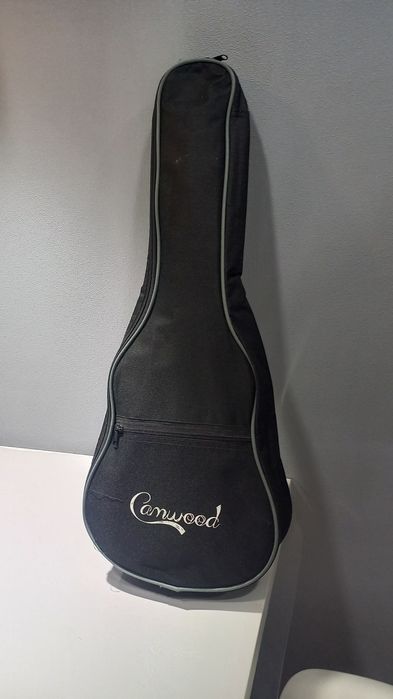 Продам укулеле концерт