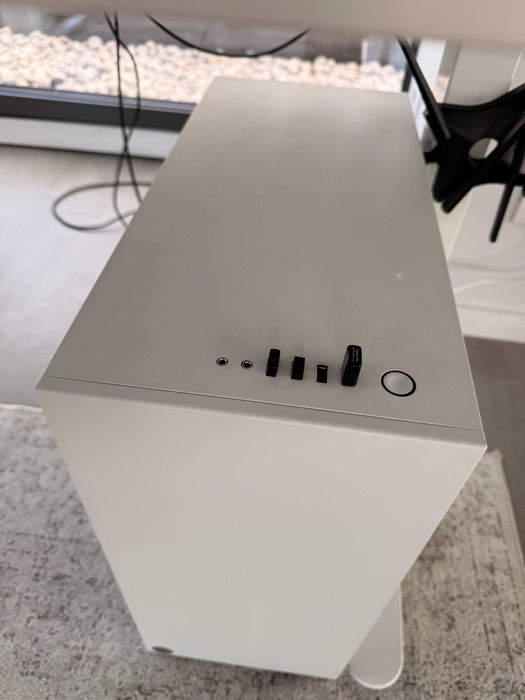 Мощен геймърски компютър AMD Ryzen 9 | GeForce RTX 2080 Ti | 32GB RAM | 1TB SSD + 2TB HDD