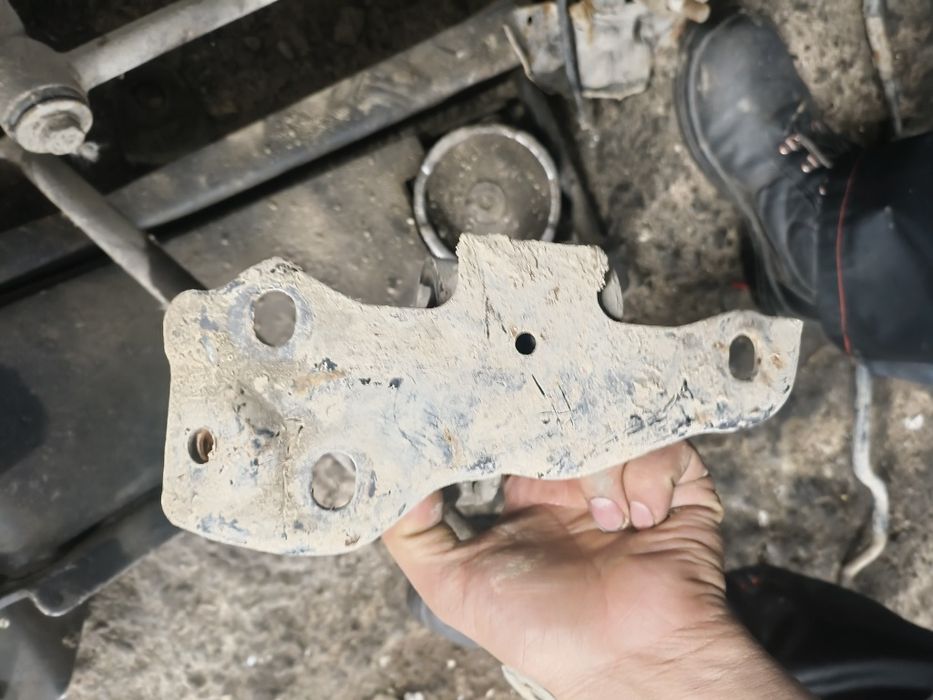 Таета Карина Е  запчасти