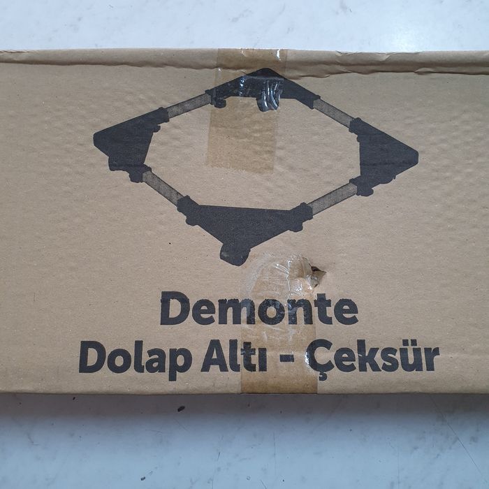 Suport pe role pentru aragaz