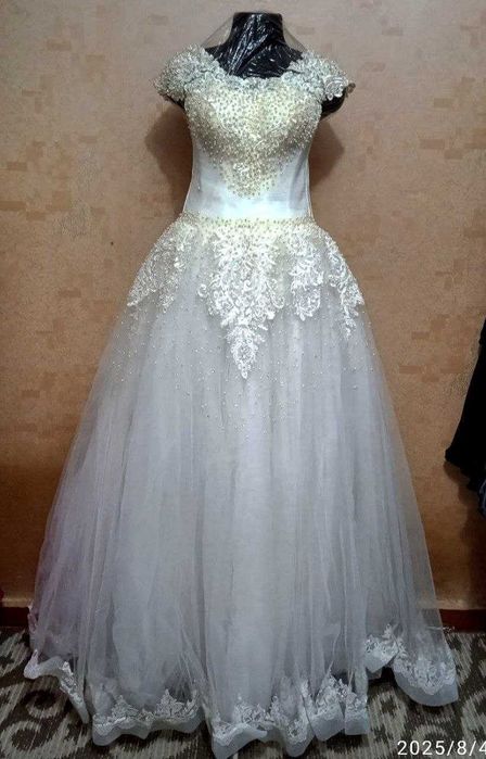 Распродажа! Свадебные платья б/у, оптом.