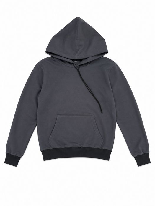 Нов суичър.Модерен и удобен модел, подходящ за всеки ден. Размери S / M / L / XL /ХХL и цветове розово/тъмно сиво/тъмно синьо.