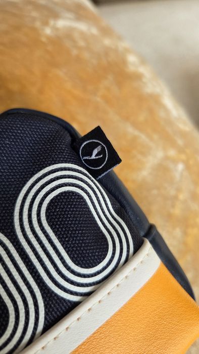 Lufthansa юбилеен несесер, нов, пълен Луфтханза