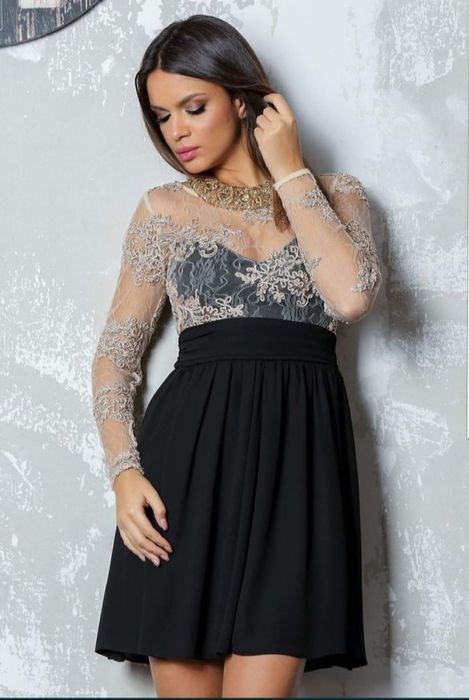 Rochie elegantă nouă cu etichetă