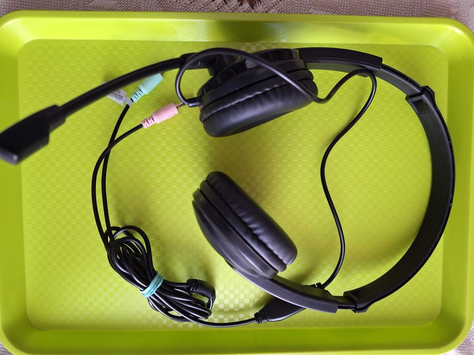 Casti audio stereo cu microfon si potenti reglare volum, jack 3,5 mm