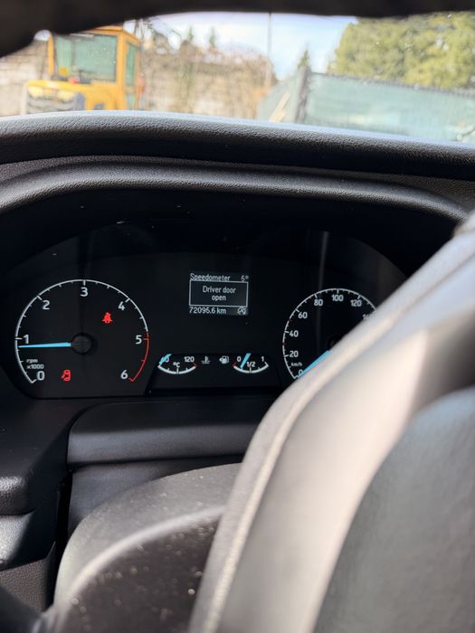 Ford Transit Doka 7 locuri, 2022, 170CP, TVA deductibil