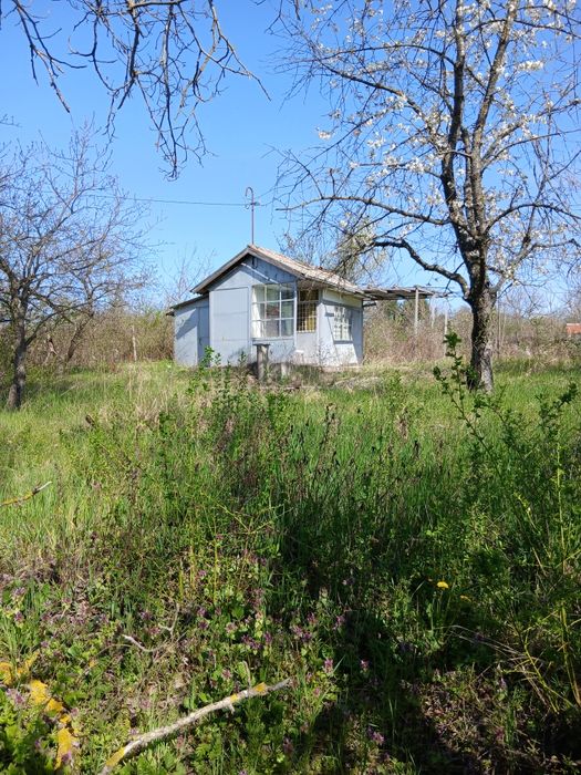 Вила за продажба