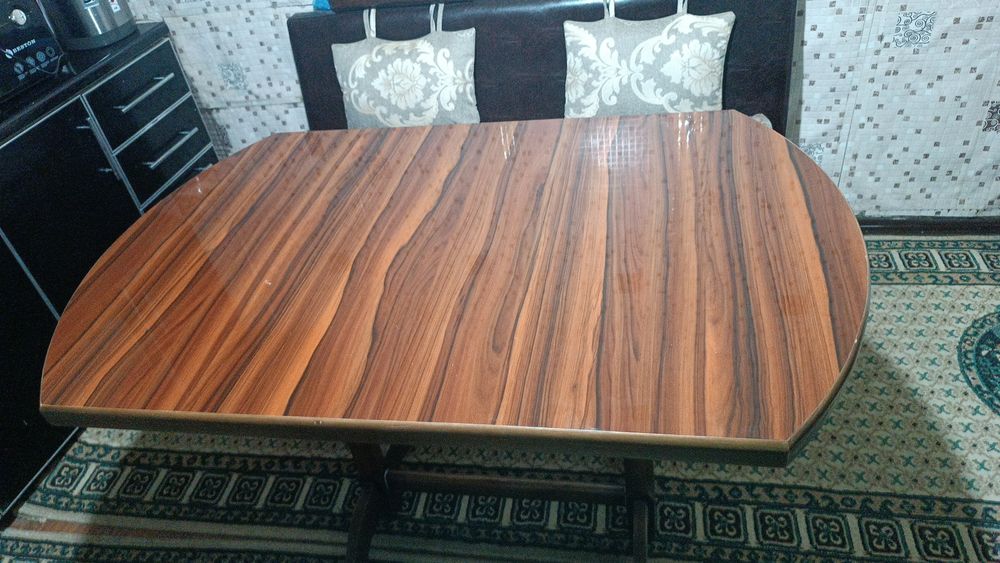 Кухонный стол отличный