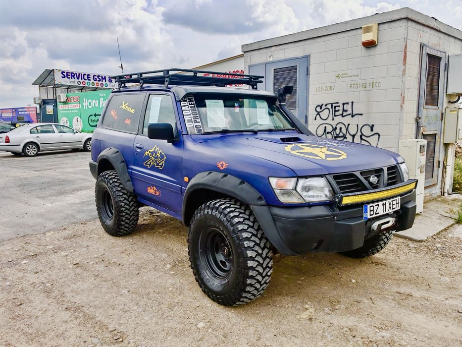Vand Nissan Patrol Y61 2.8 diesel -Autoutilitara impozit 450 lei
