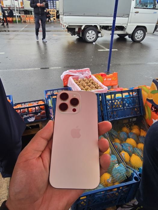 Iphone 16 pro 128 talik