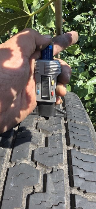 Гуми 4бр 185r14c  1бр  - 48 евро