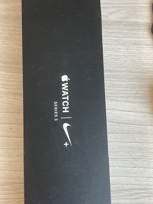 Часы Apple Watch 3 коллаборация с Nike