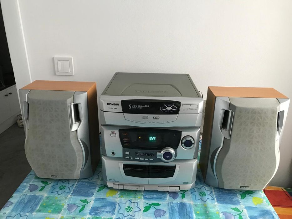 Sistem audio Thomson VTCD 780 – 5 CD Changer – Stare foarte bună