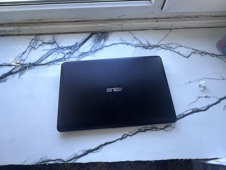 Продам ноутбук ASUS X540L