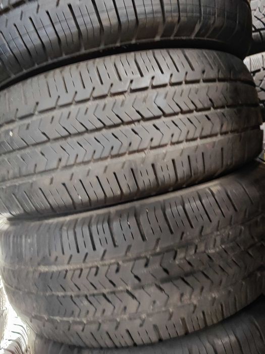 4бр.летни гуми 215/60/17C Michelin