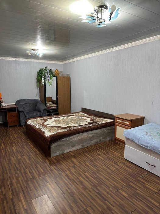 Просторная дача 9,2 сотки: газ, бассейны, 3 дома