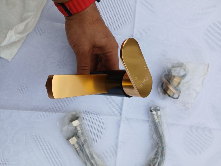 Смесител за мивка