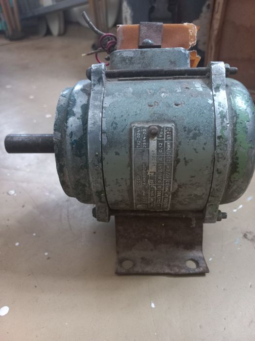 Электромотор советского производства