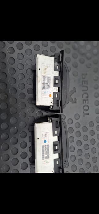 Пежо 307 хечбек 2.0 HDI 110к.с 
 Останали части всичко по 30€
Намират се в София 

Тел:0876646663