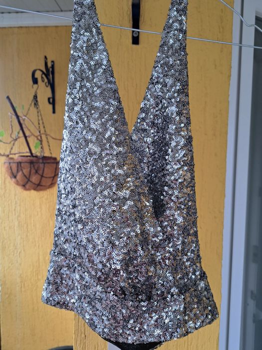 НОВ Сребрист Топ с пайети ZARA