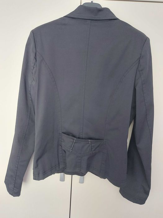 Дамско черно сако